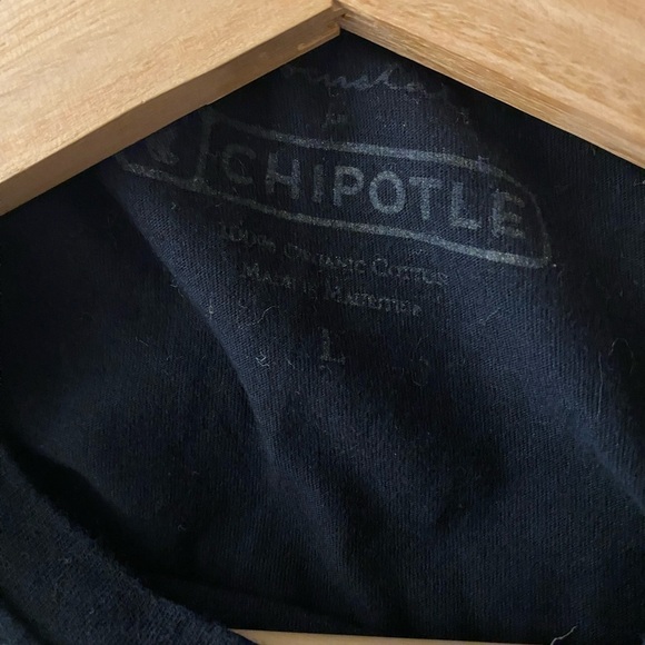 CHIPOTLE SKULL LONG SLEEVE SHIRT WOMENS SIZE LARGE - Picture 2 of 3